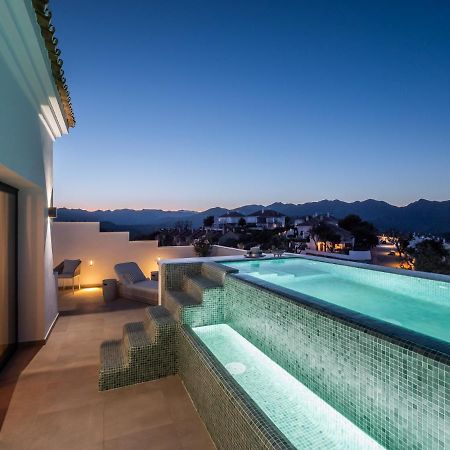 Surya Guest House Ojén エクステリア 写真