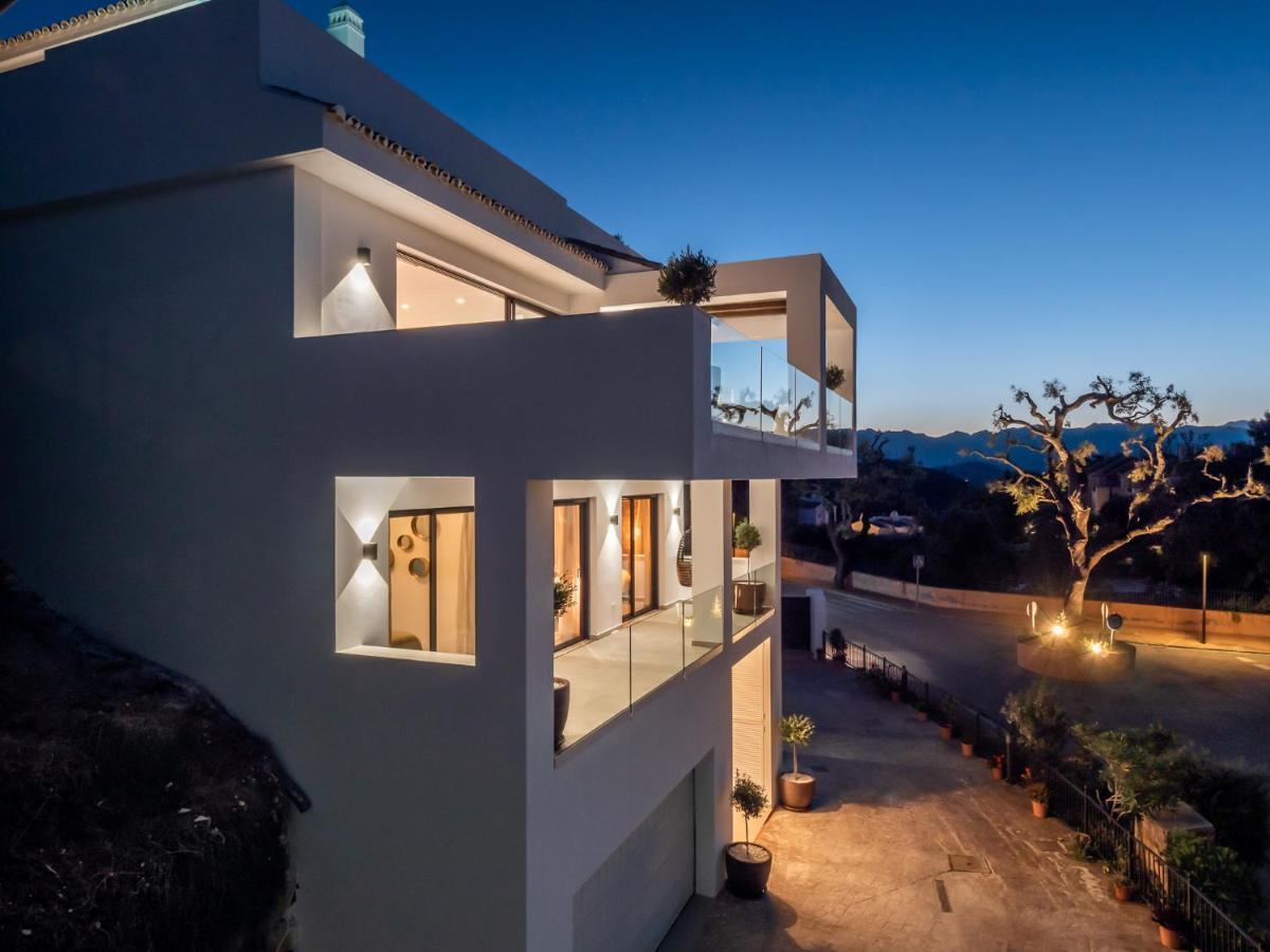 Surya Guest House Ojén エクステリア 写真